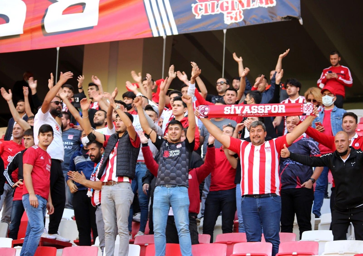 Sivasspor-Karagümrük maçının biletleri satışta