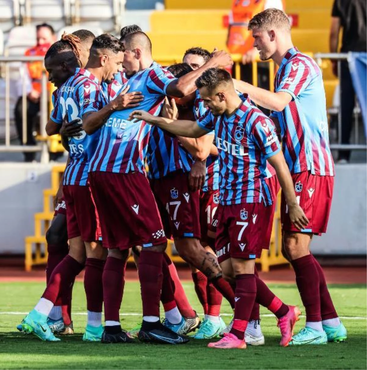 Trabzonspor, liderlik için sahaya çıkıyor