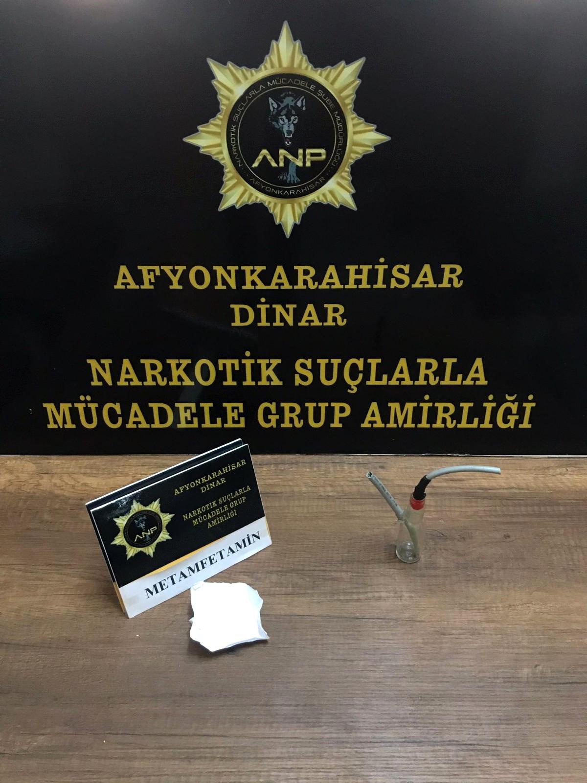 Son dakika haber... Uyuşturucu operasyonunda 2 kişi gözaltına alındı