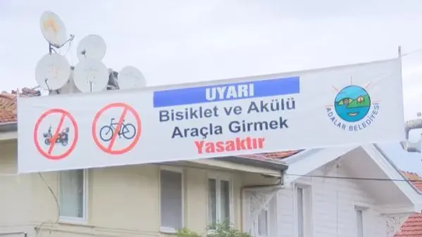 Adalar'da akülü araç tartışması