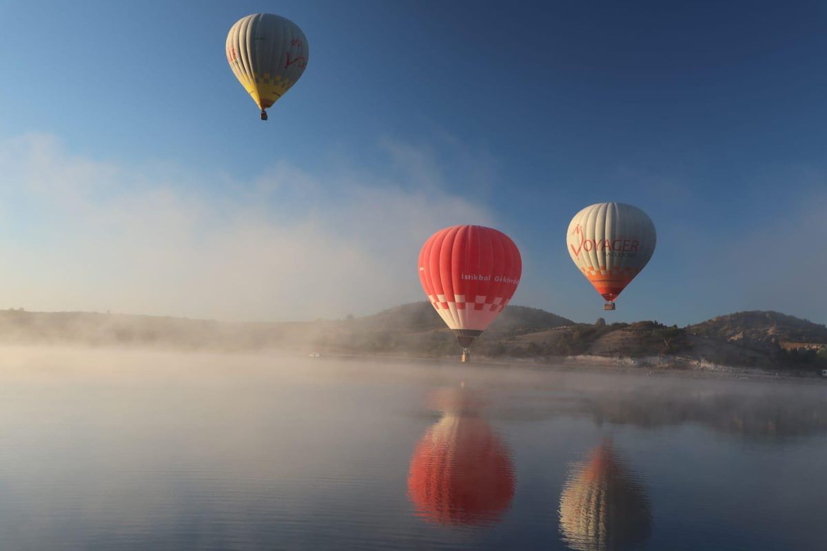 Afyonkarahisar\'da binden fazla turist sıcak hava balonu deneyimi yaşadı