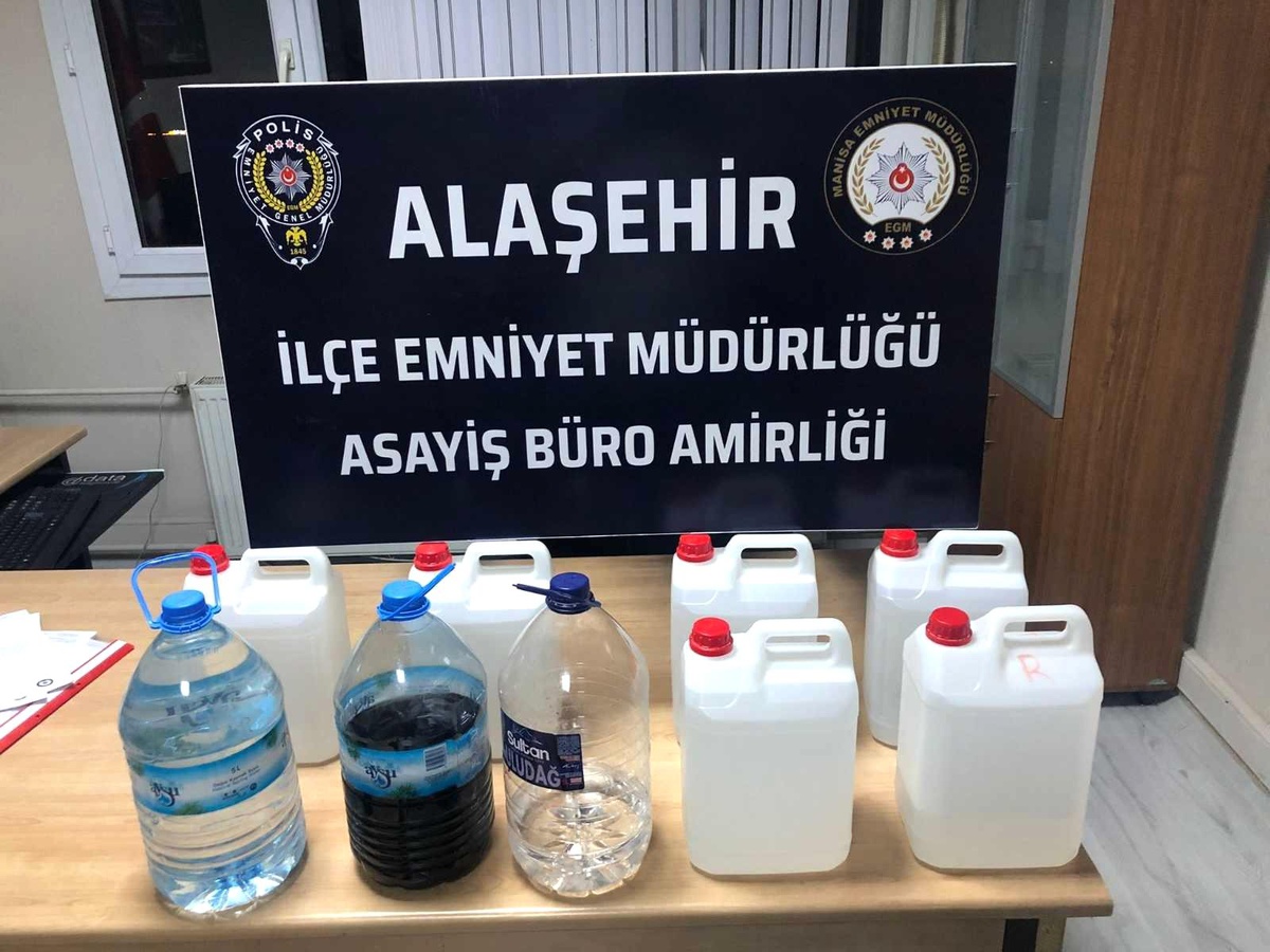 Alaşehir\'de kaçakçılığa göz yumulmuyor