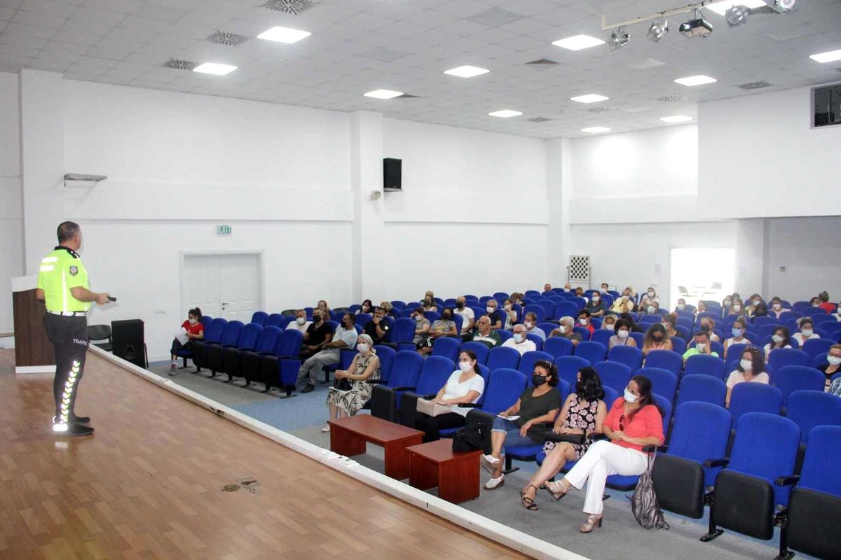 Antalya\'da 388 öğretmene trafik eğitimi verildi