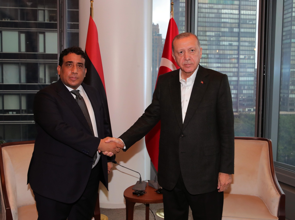 Son dakika haber | Cumhurbaşkanı Erdoğan, BM 76. Genel Kurulu\'na katıldığı New York\'ta, Libya Başkanlık Konseyi Başkanı el-Menfi ile bir araya geldi.