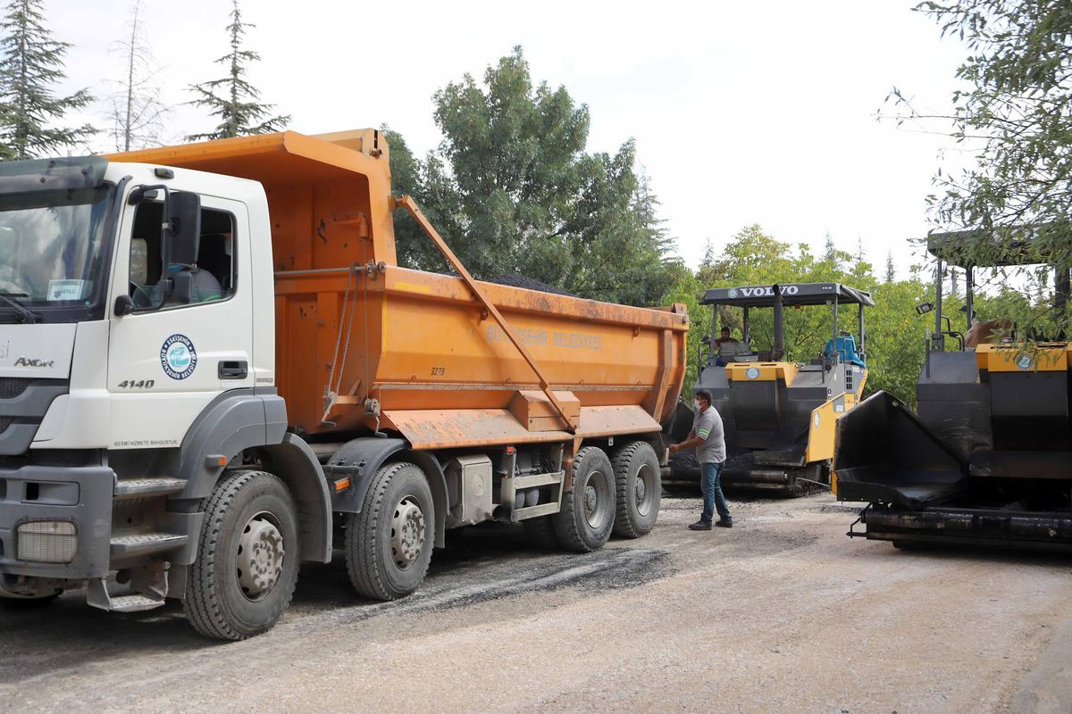Gülizar sokak yenilendi