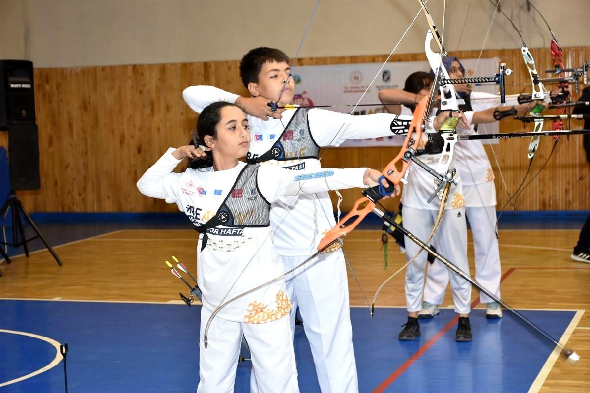 Isparta\'da Avrupa Spor Haftası gösterilerle başladı
