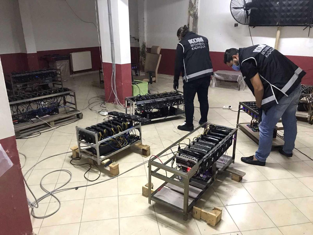 İstanbul\'da kripto para operasyonu: 84 cihaz daha ele geçirildi