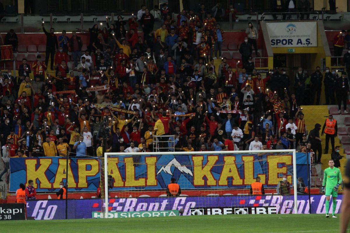 Kayserispor Galatasaray maçını 7 bin 73 taraftar izledi