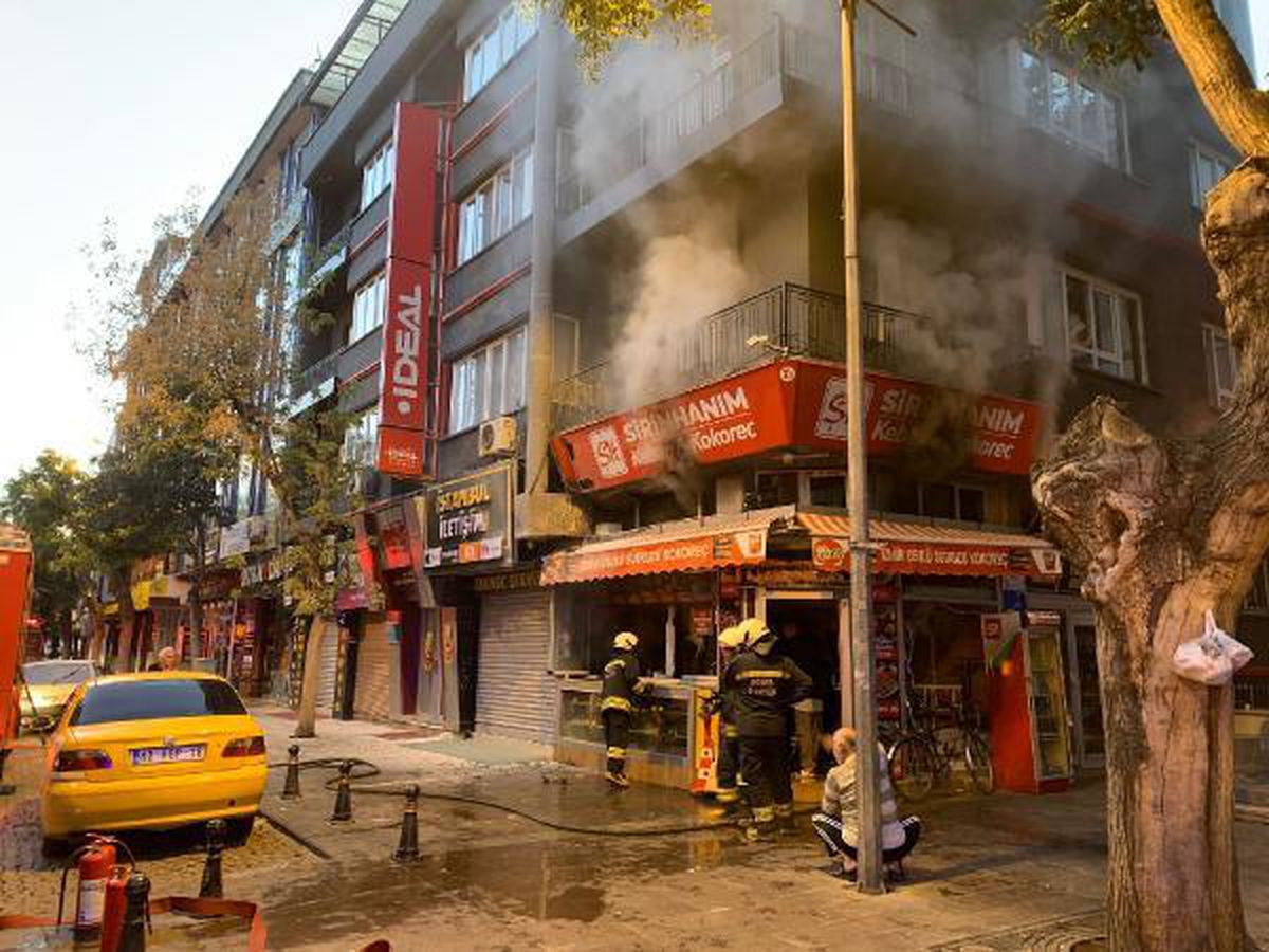 Son dakika haberi | Konya\'da, kokoreççi dükkanında yangın