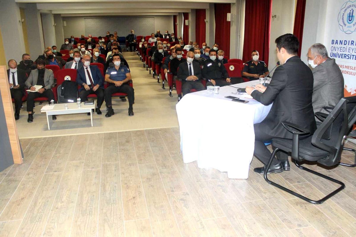 Manyas\'ta halk toplantısı yapıldı
