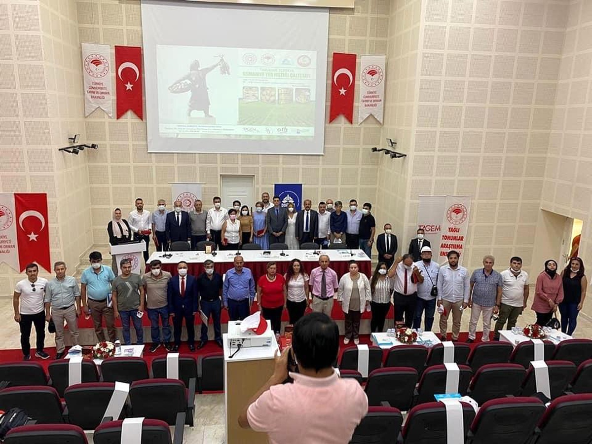 Silopili yer fıstığı üreticileri Adana ve Osmaniye\'de gezdirildi
