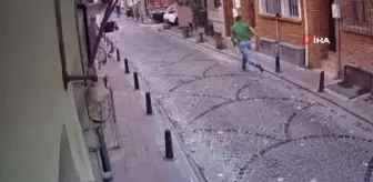 Son dakika! Sinemasal kurucusu Esen Kaya'ya silahlı saldırı kamerada