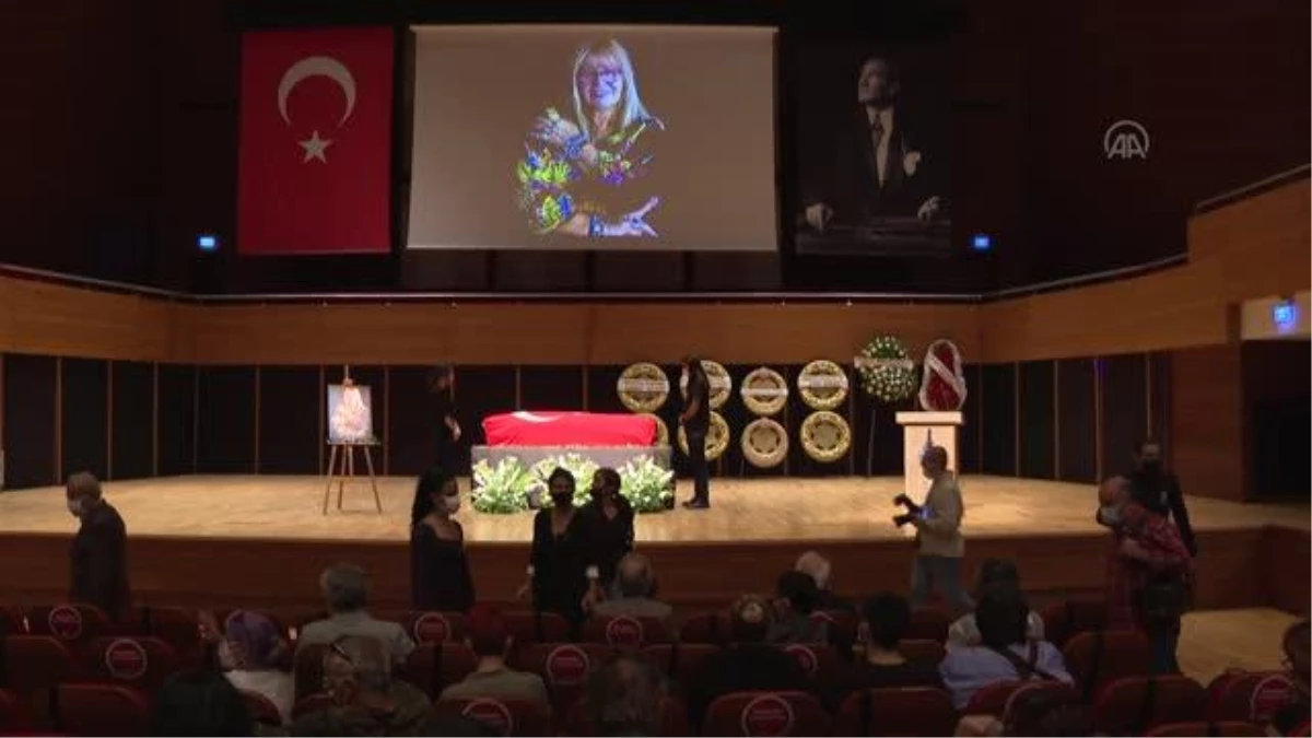 Vefat eden tiyatro araştırmacısı Prof. Dr. Hülya Nutku için tören düzenlendi