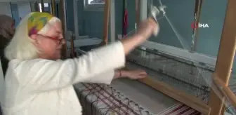 Yöresel dokuma kıyafetler ile zamana meydan okuyorlar
