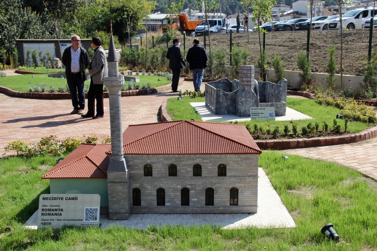 Minia Balkantürk Parkı açıldı
