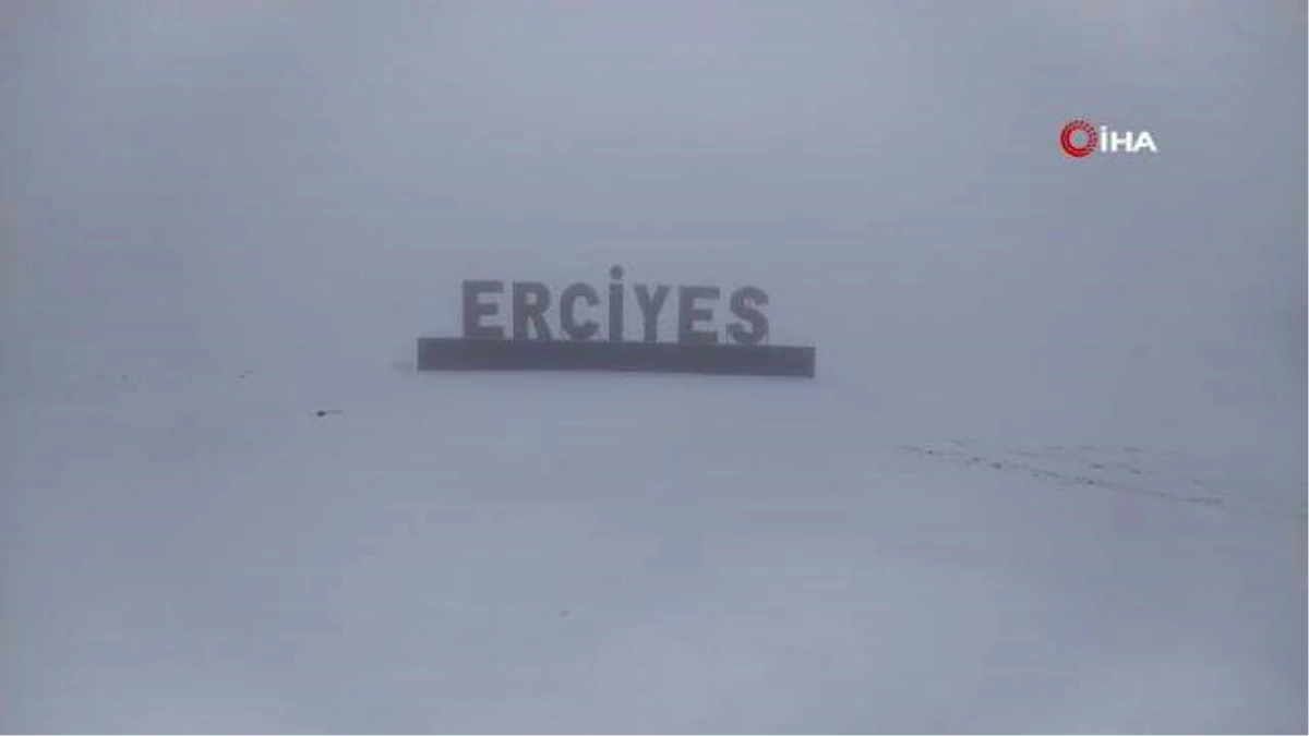 Erciyes\'te kar kalınlığı yer yer 10 santimetreye kadar ulaştı
