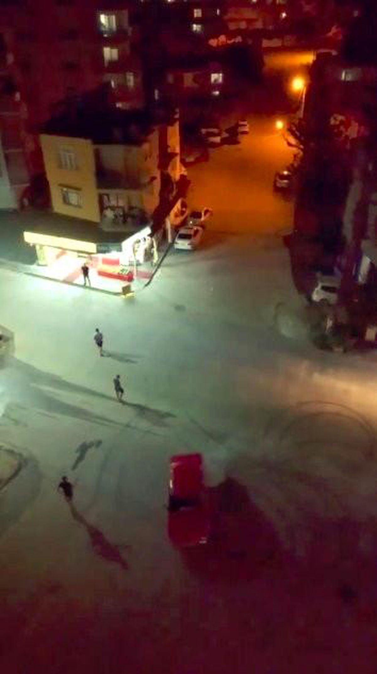 Gece yarısı sokak arasında drift pahalıya mal oldu