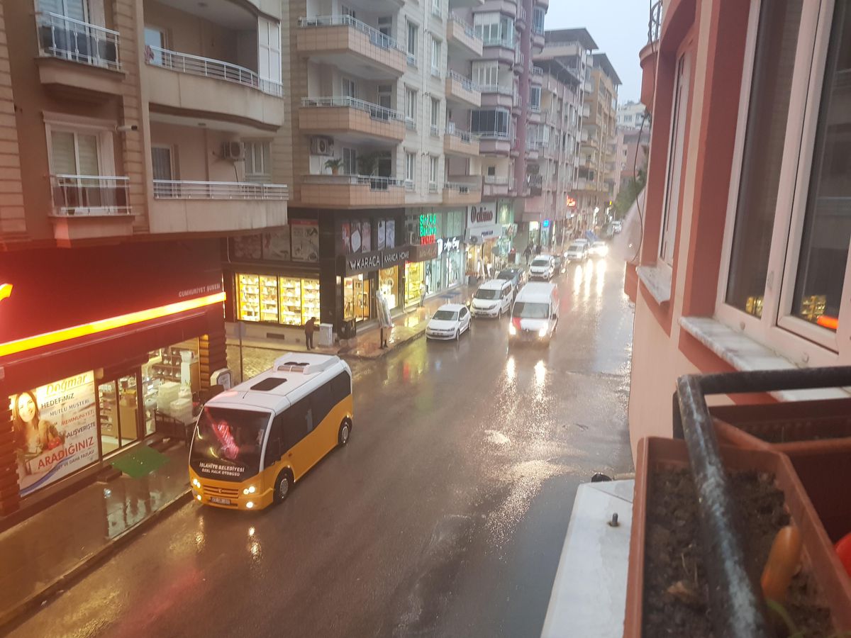GAZİANTEP - İslahiye\'de sağanak etkili oldu