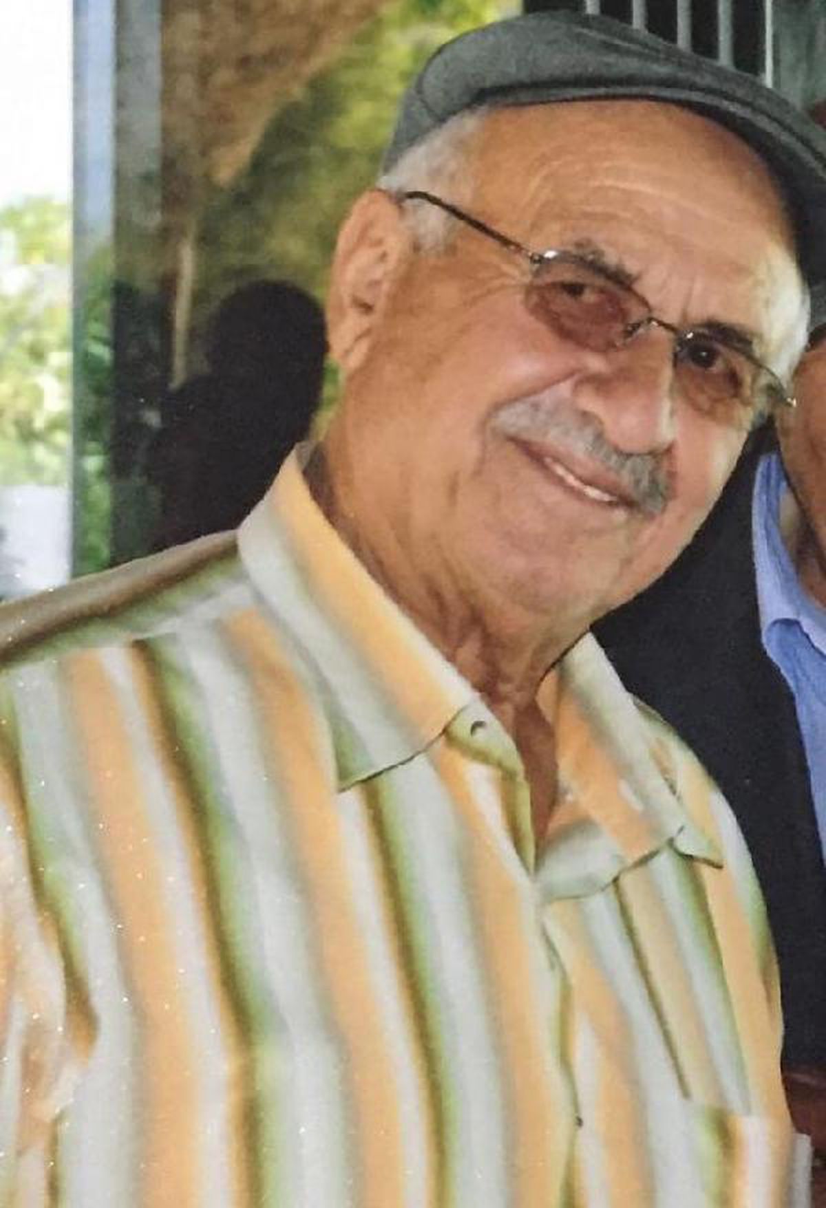 Oğlu koronovirüsten ölen baba, bir gün sonra kalp krizinden yaşamını yitirdi