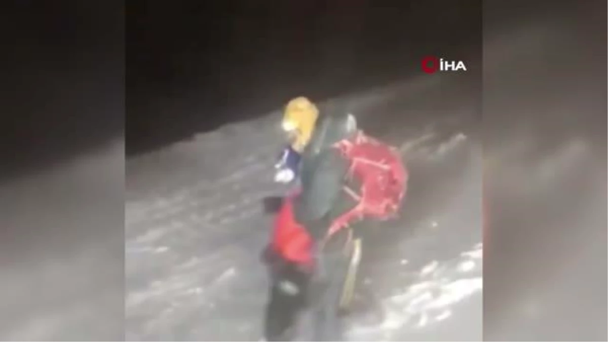 Rusya\'daki Elbruz Dağı\'nda 19 dağcı mahsur kaldı: 5 ölü