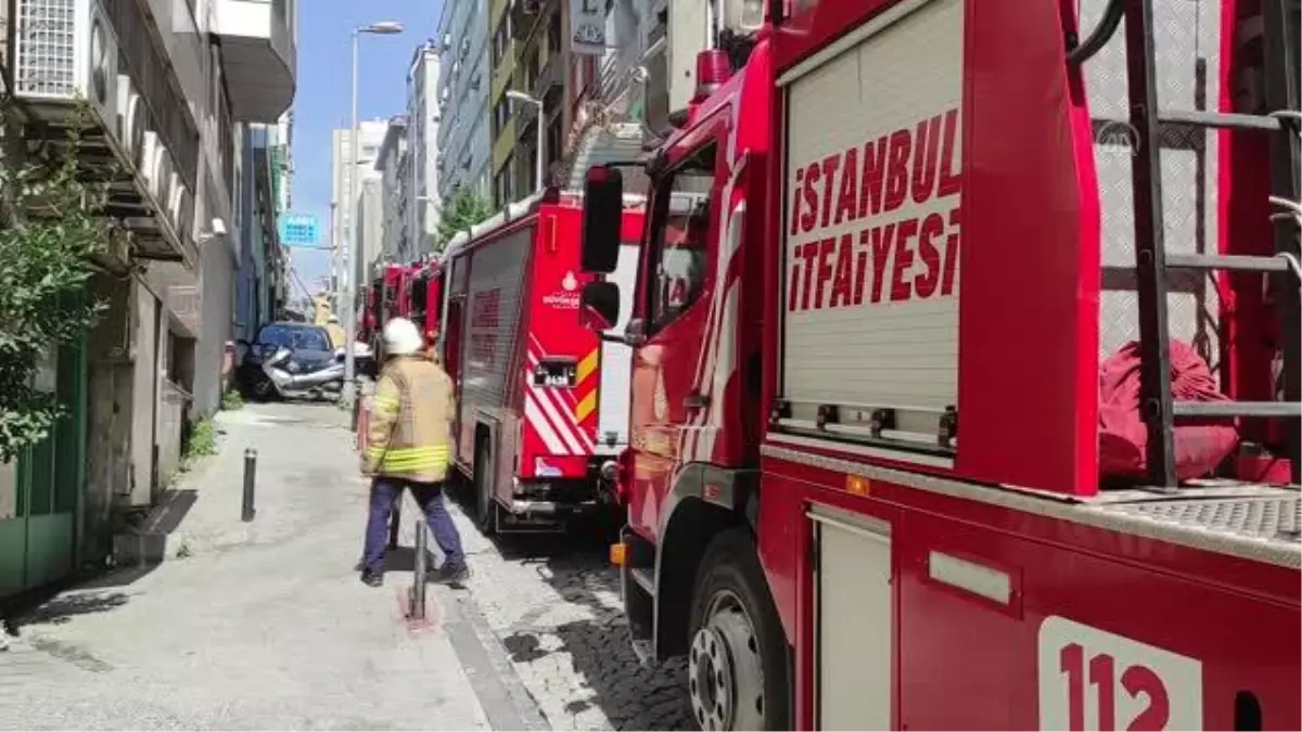 Şişli\'de iş yerinde çıkan yangın söndürüldü