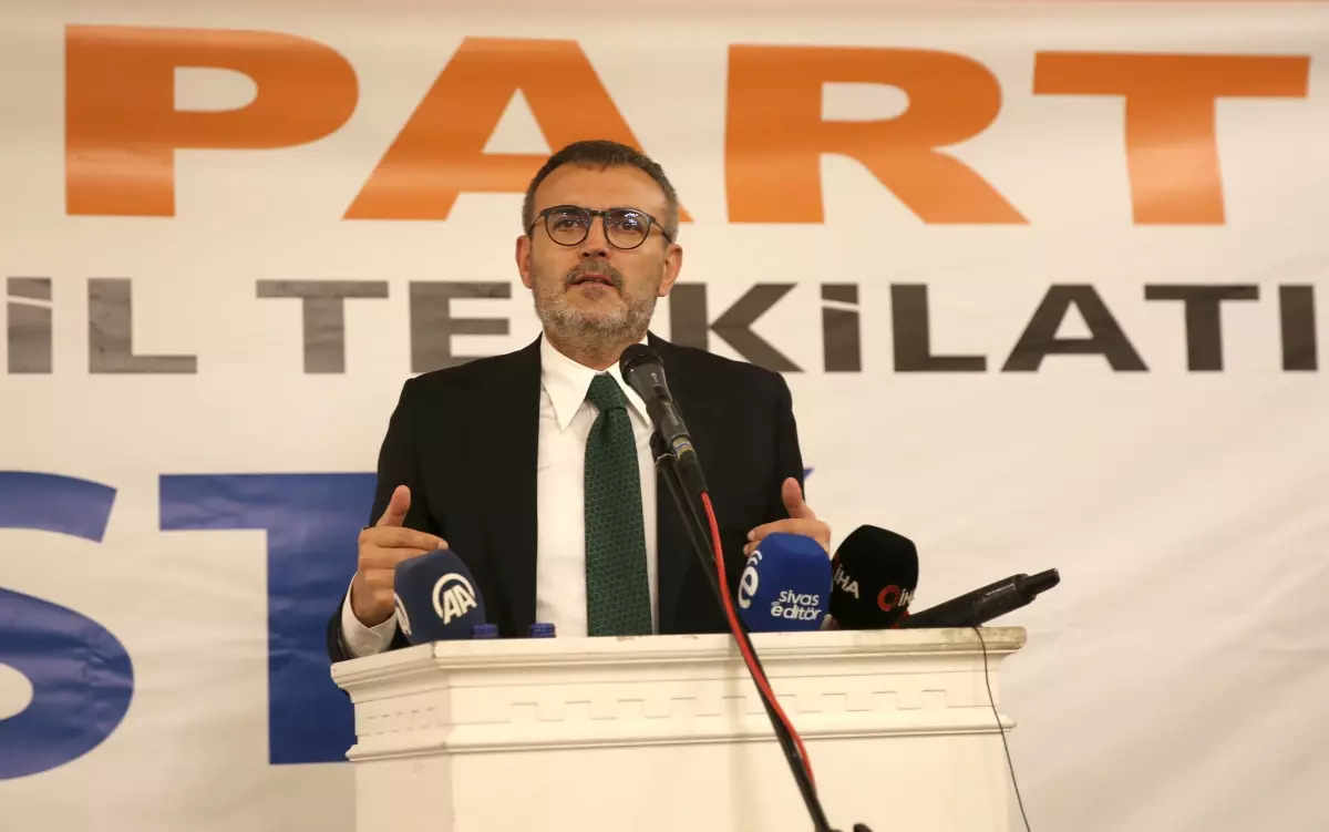 AK PARTİ\'Lİ ÜNAL: TÜRKİYE\'NİN YANINDA OLAN VE DURAN HERKESLE SİYASİ GÖRÜŞÜ NE OLURSA OLSUN BERABERİZ