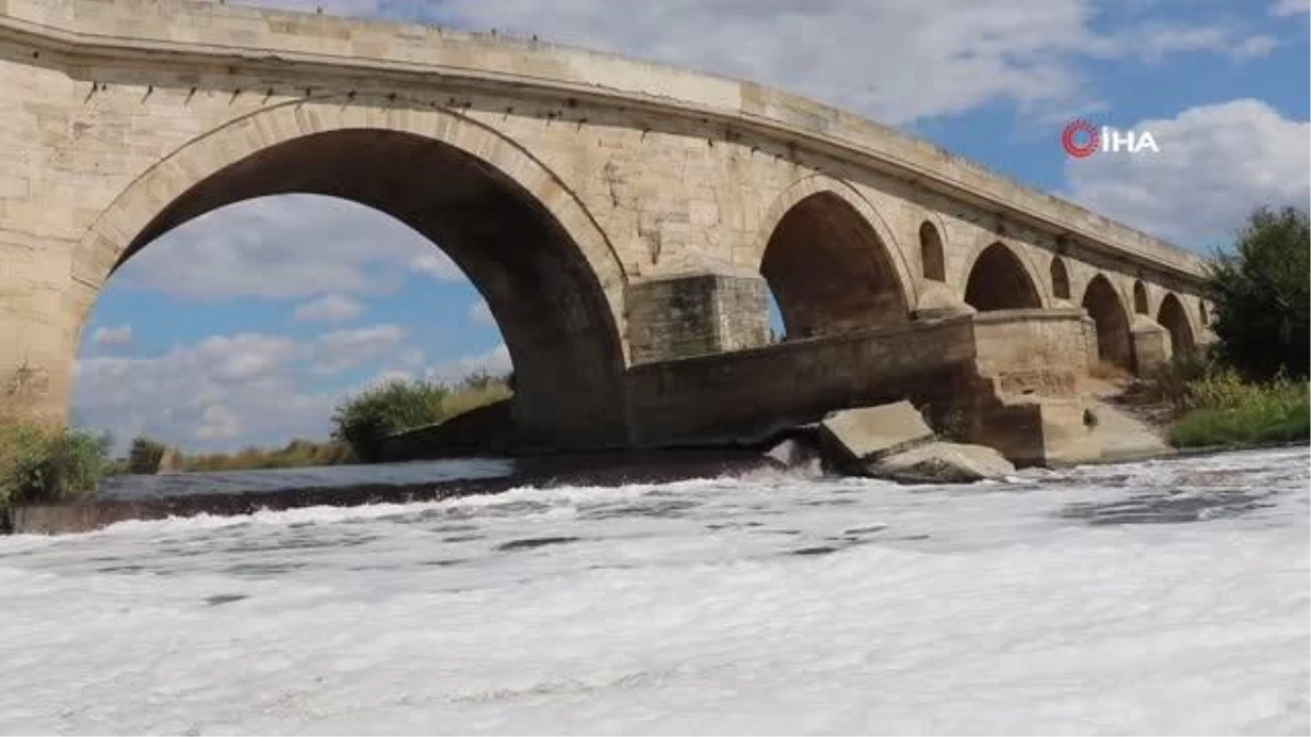 Altı asırlık Tarihi Uzunköprü\'de restorasyon çalışmaları devam ediyor