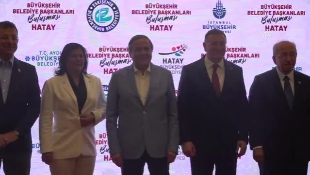 CHP'li Büyükşehir Belediye Başkanları buluştu