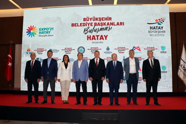 CHP'li Büyükşehir Belediye Başkanları buluştu