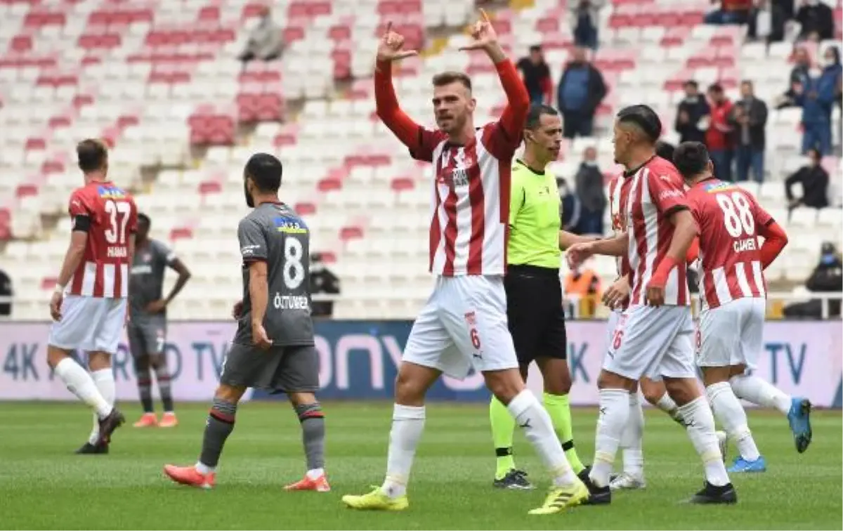 Demir Grup Sivasspor - Vavacars Fatih Karagümrük 4-0