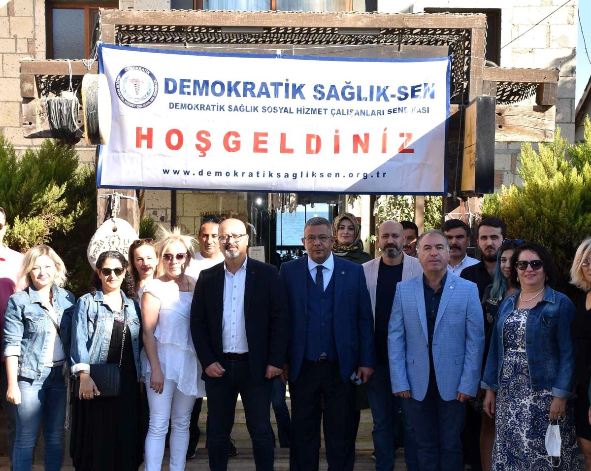 Demokratik Sağlık-Sen\'den Urla\'da buluşma