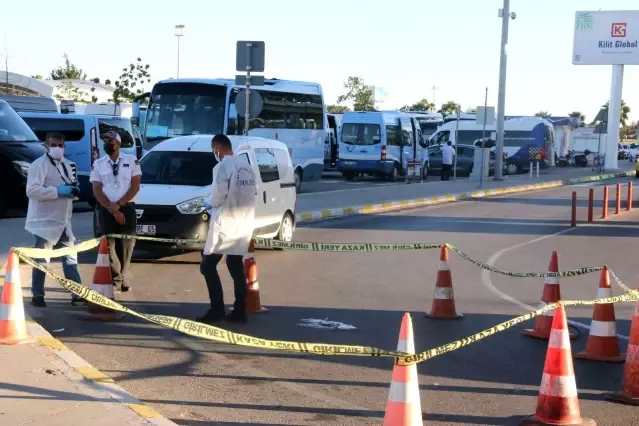 Son dakika haberi... Havalimanındaki tramvay durağından aşağı atlayan turist hayatını kaybetti