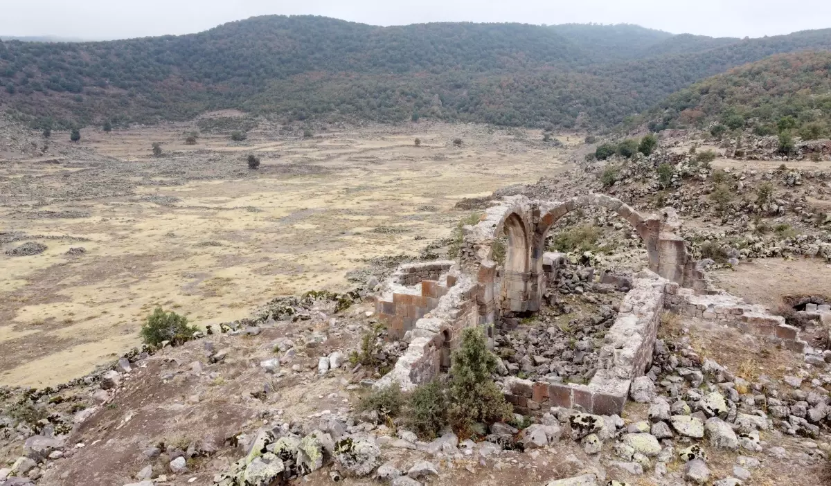 İç Anadolu\'nun "Efes"i olmaya aday Mokissos\'ta kazılar başladı