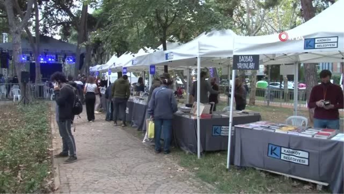 Kadıköy Çizgi Festivali ziyaretçilerine kapılarını açtı