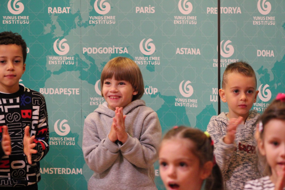 Kiev Yunus Emre Enstitüsünde çocuklar için Türkçe Atölyesi kuruldu