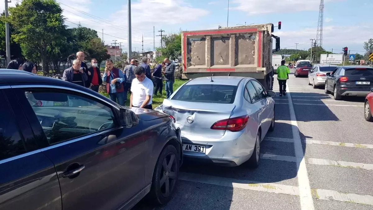 Son Dakika | Samsun'da Zincirleme Trafik Kazası - Son Dakika