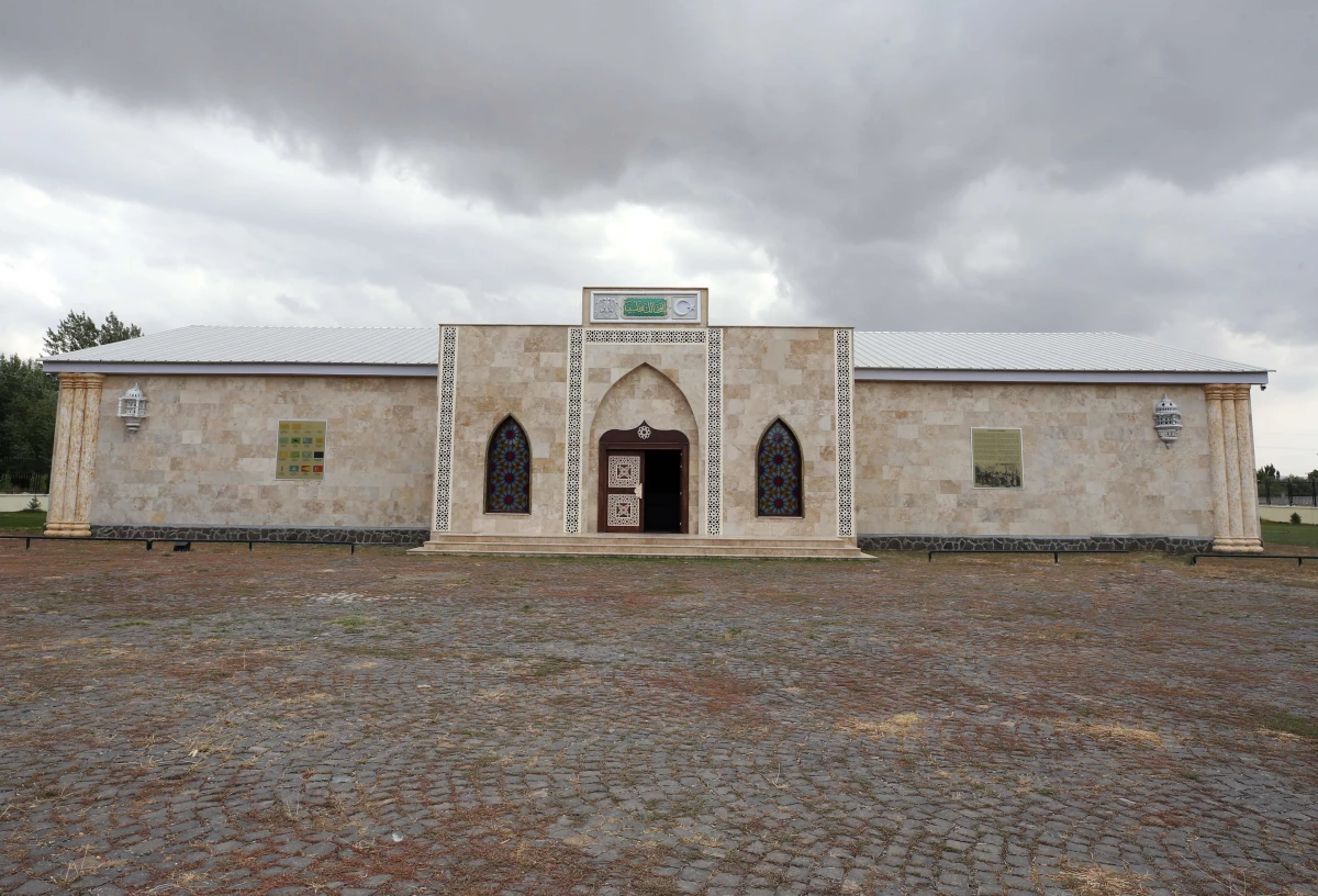Sultan Alparslan\'ın diyarındaki arkeolojik ve panoramik müzeler tarihe ışık tutuyor