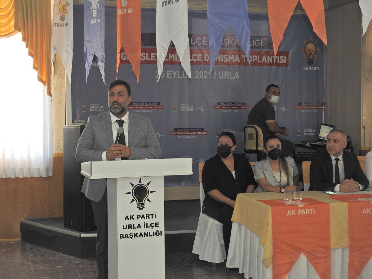 Urla\'da AK Parti İlçe Danışma Kurulu toplantısı yapıldı