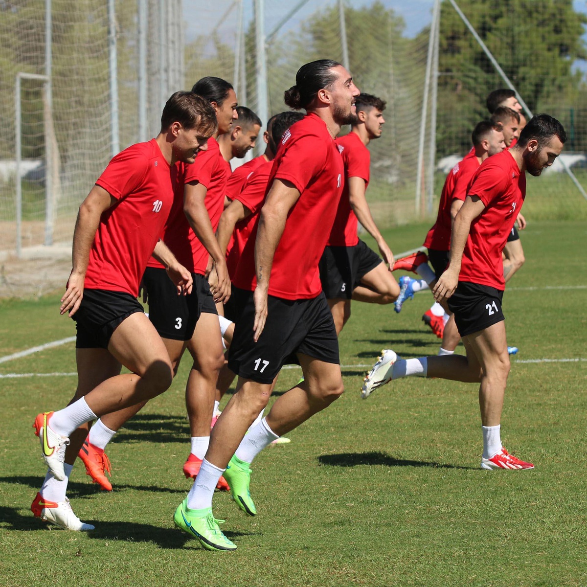 Antalyaspor\'da Adana Demirspor maçı hazırlıkları başladı
