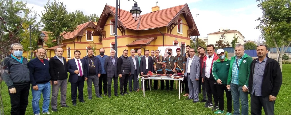Avrupa Hareketlilik Haftası\'nda spor muhabirleri ok attı