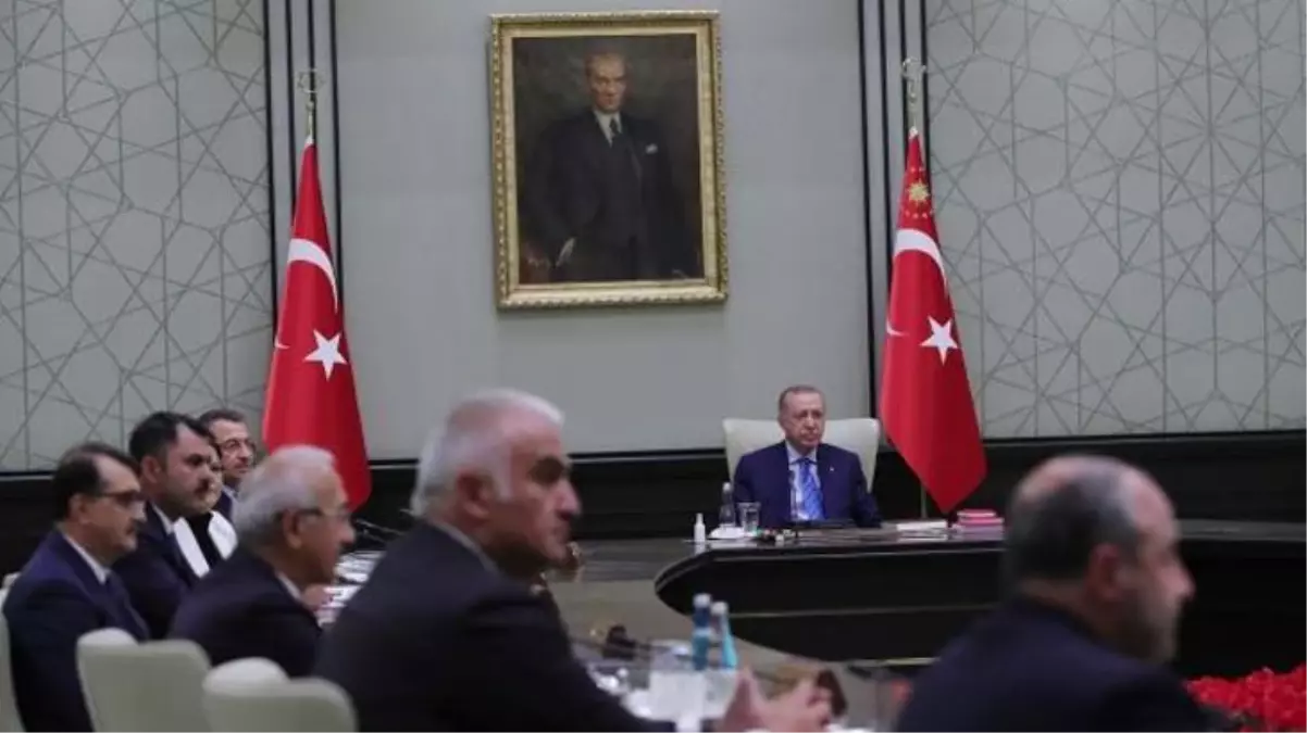 Cumhurbaşkanlığı Kabinesi yarın toplanıyor! Masada yeni korona tedbirleri dahil 4 kritik konu var