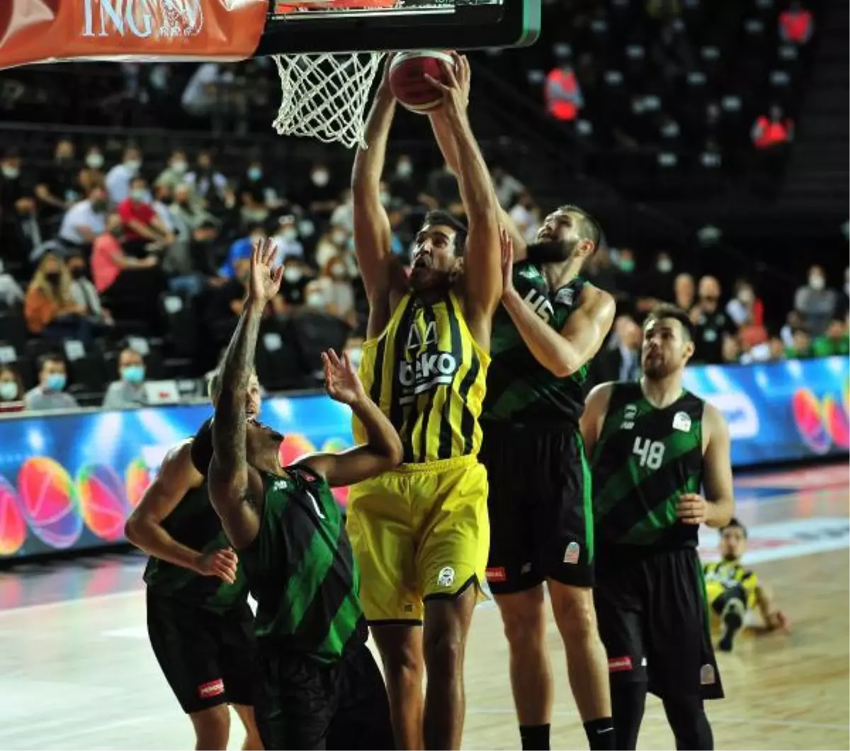 Fenerbahçe Beko: 65-75