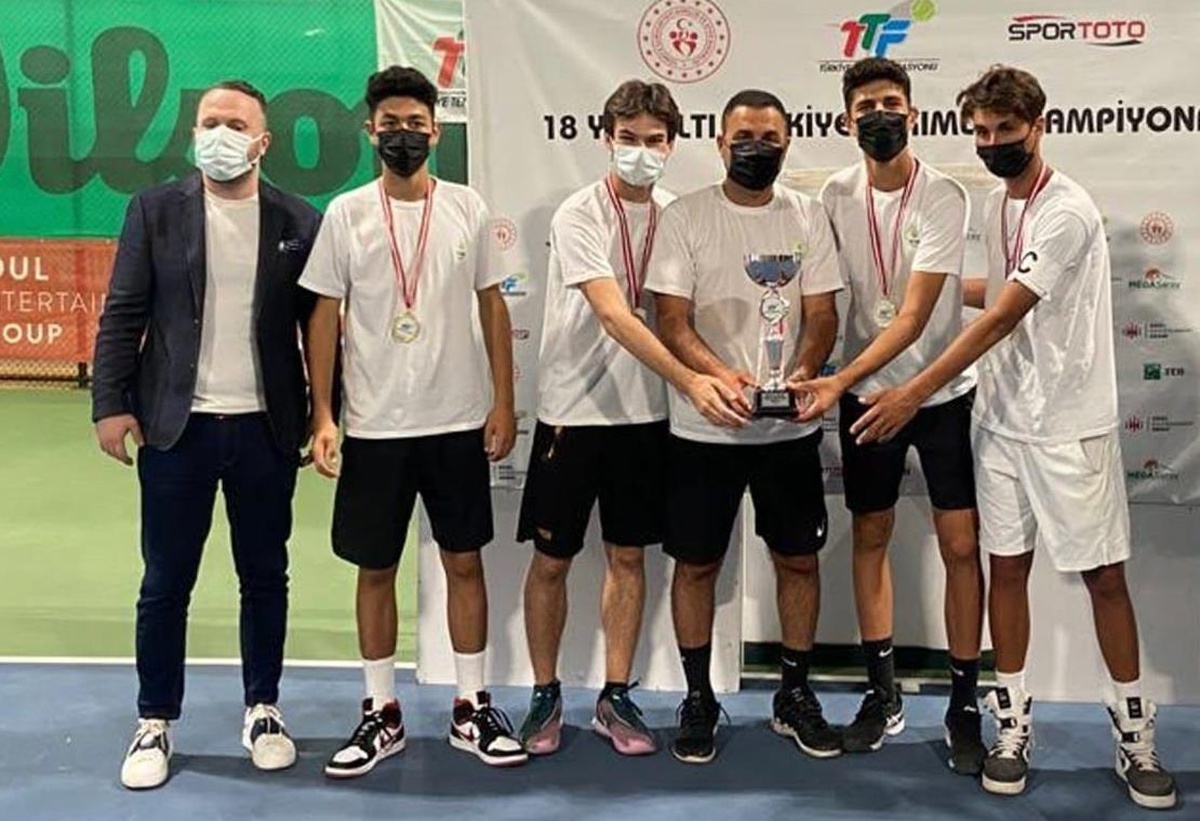 Teniste 18 Yaş Altı Türkiye Takım Şampiyonası final müsabakaları sona erdi