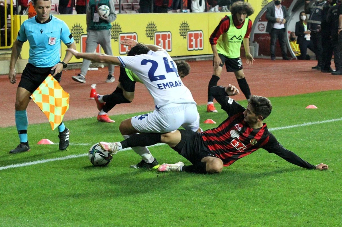 TFF 2. Lig: Eskişehirspor: 2 Pazarspor: 6