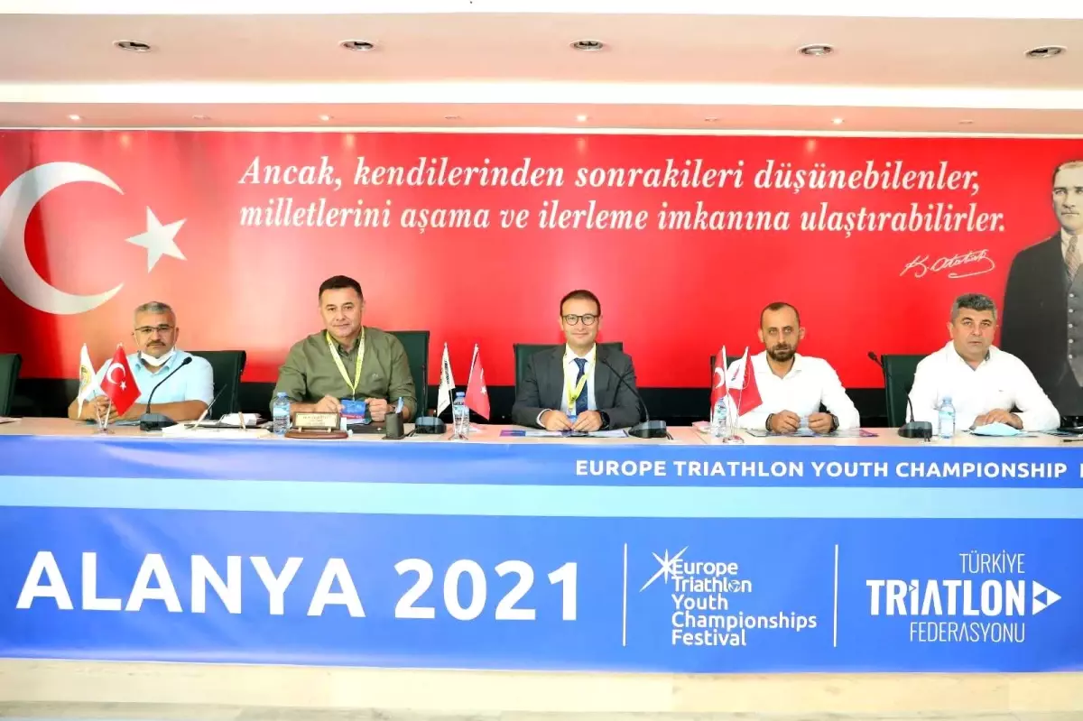 30. Alanya Trıathlon\'una 41 ülkeden bin sporcunun katılması bekleniyor