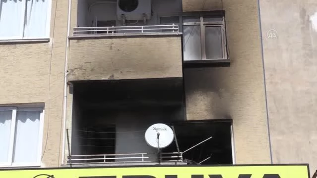 Son dakika haber | Apartman dairesinde çıkan yangında iki çocuk annesi kadın öldü