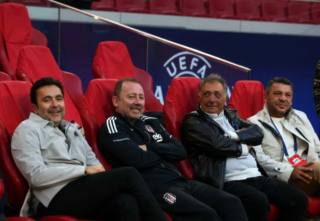Beşiktaş, Ajax maçı öncesi son antrenmanını yaptı