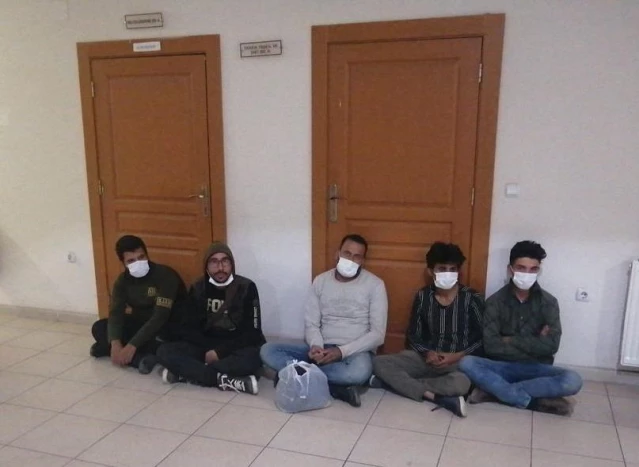 Hatay'da 22 düzensiz göçmen yakalandı