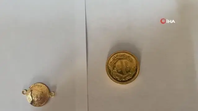 Hatay'da eksik gramajlı altın operasyonu: 206 çeyrek, 6 tam altın ele geçirildi Hatay'da eksik gramajlı altın operasyonu: 206 çeyrek, 6 tam altın ele geçirildi