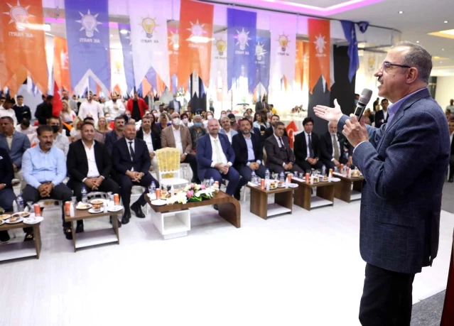 İzmir AK Parti'den 30 ilçede eş zamanlı danışma meclisi toplantıları